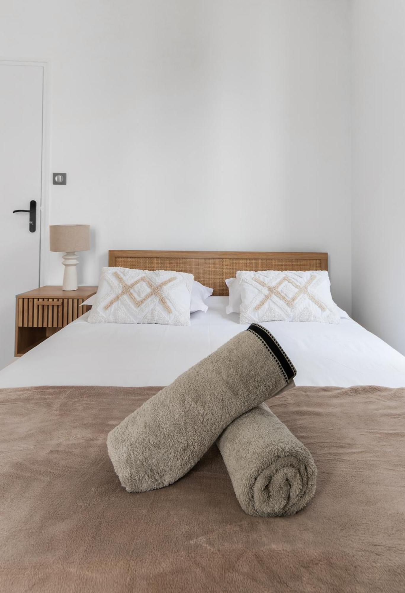 Residence Serbie - Appartements Design Et Climatises En Centre Ville فيشي المظهر الخارجي الصورة