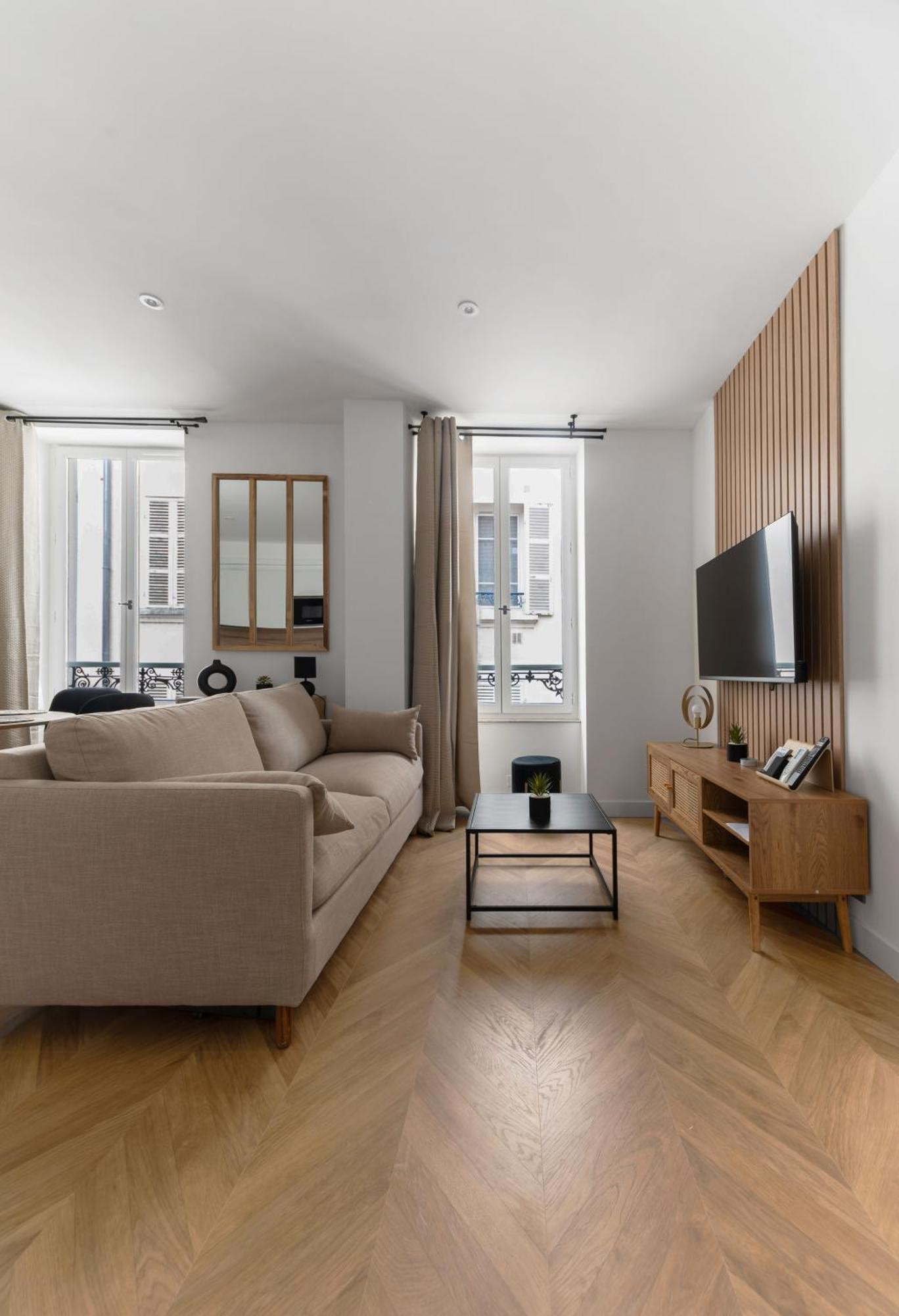 Residence Serbie - Appartements Design Et Climatises En Centre Ville فيشي المظهر الخارجي الصورة